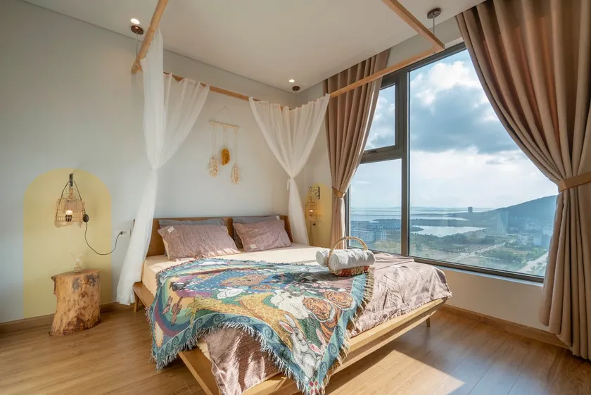 3BedRooms-Seaview-Sunworld-Beach-Club -Restaurant - Image 1
