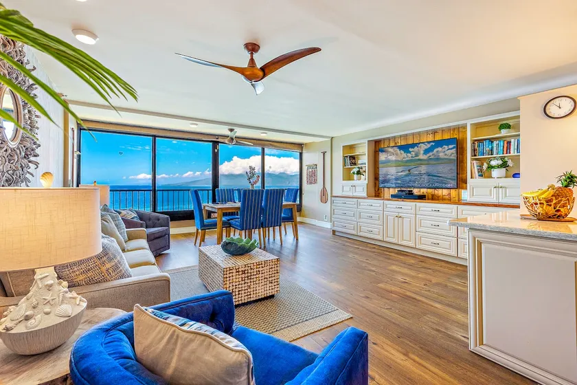 Direct Oceanfront Views! Maui Kai 804 1BD - Image 1