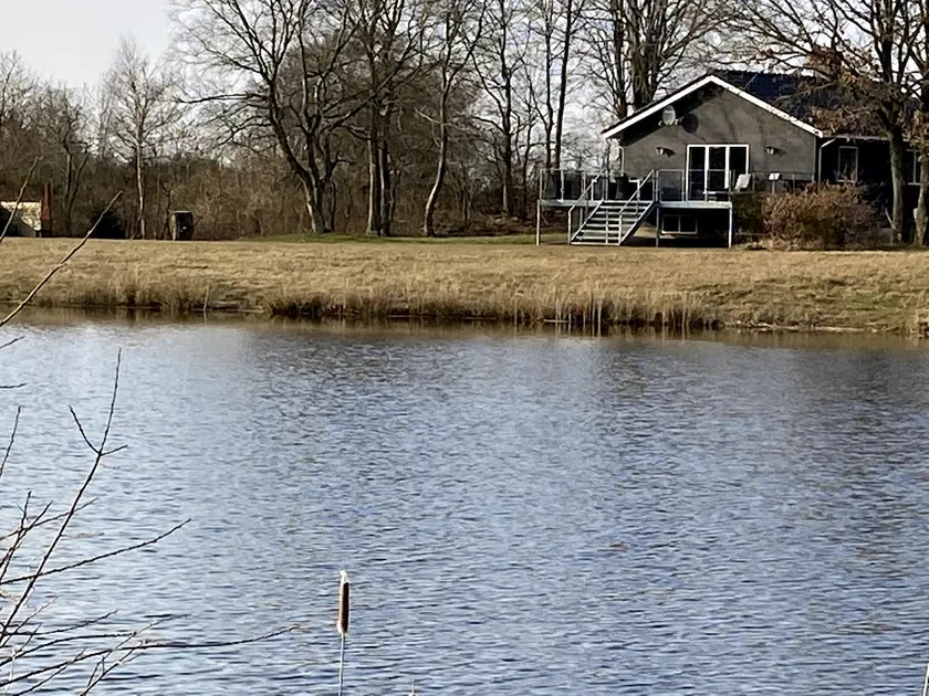 Holiday home by lake and river - Image 1