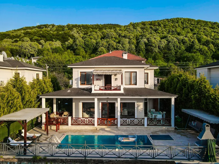 Sapanca Seyr-i Villa - Image 1