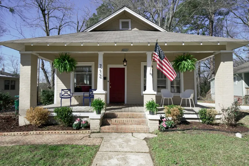 Historic Charm Near Downtown Tupelo - Image 1