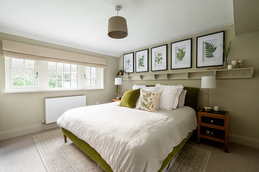 Cosy Cottage with Countryside Views & Log Burner - Image 1