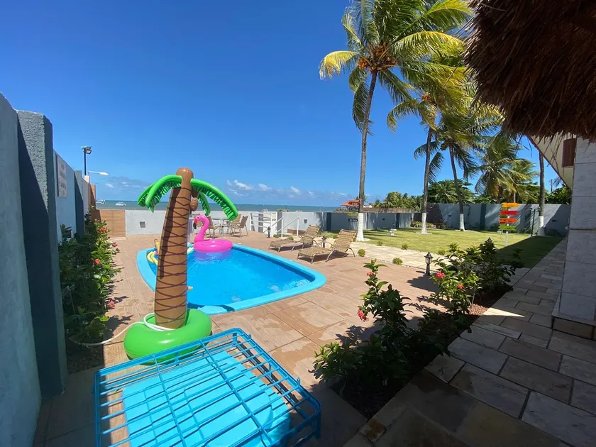Beachfront house with gourmet area and privileged ocean view. - Image 1