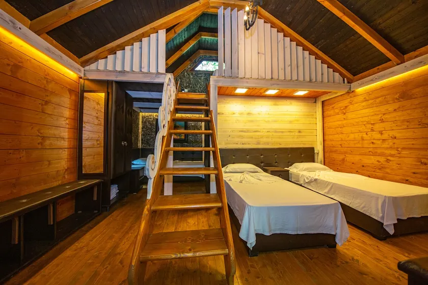 5-Bed Superior Chalet Room - Image 1