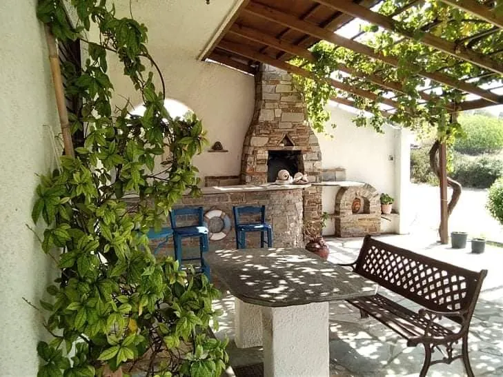 Evia Escape - Image 1