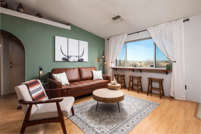 Location with Amazing Views! - Image 1
