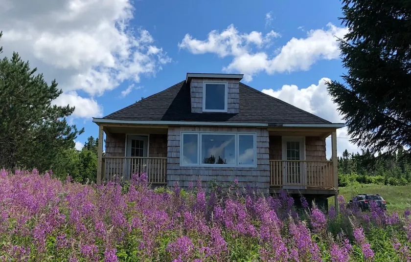 3-bedroom private escape overlooking Bonavista Bay - Image 1