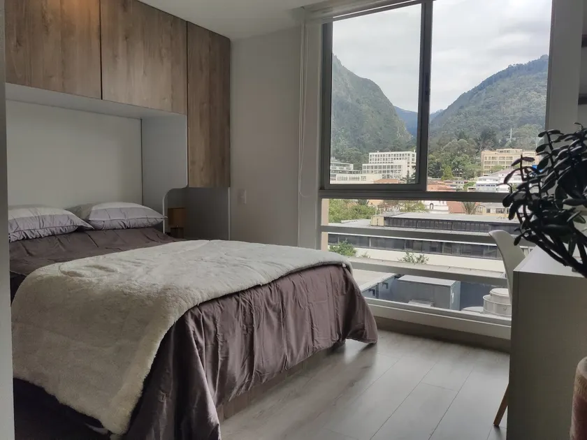 Beautiful and comfortable studio apartment in downtown Bogotá - Image 1
