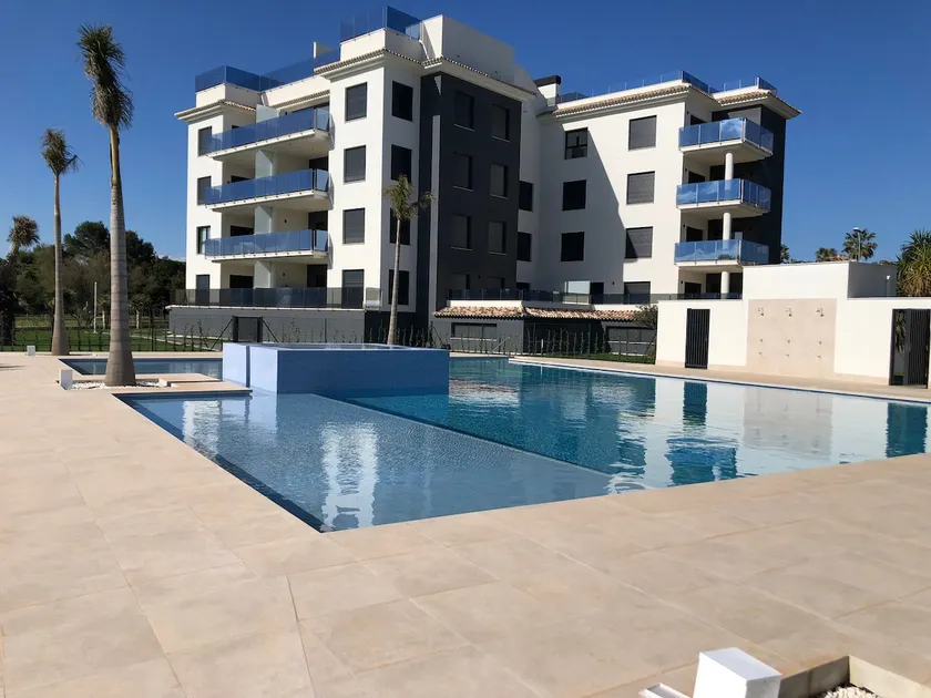 Oliva Nova Beach & Golf Hotel - Image 1