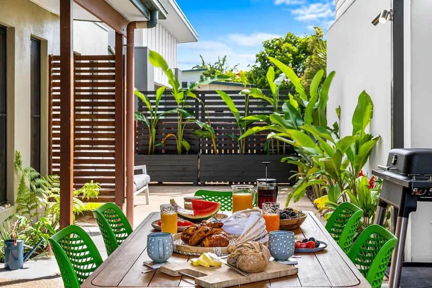 Little Fern House - Image 1