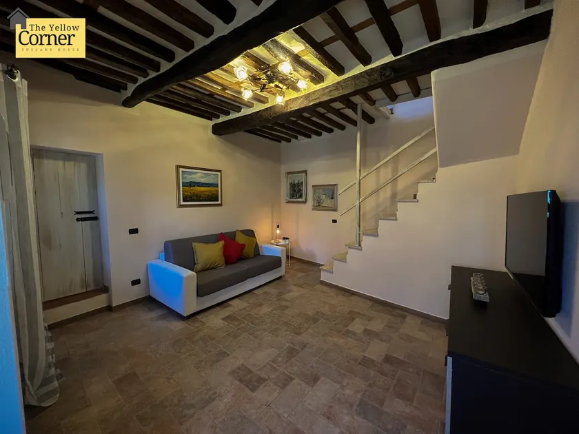 Yellow Corner - Image 1