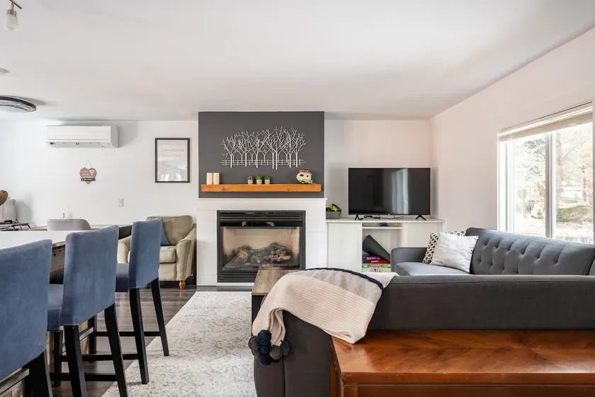 Cozy 3-BR house w/ EV charger & trailer parking - Image 1