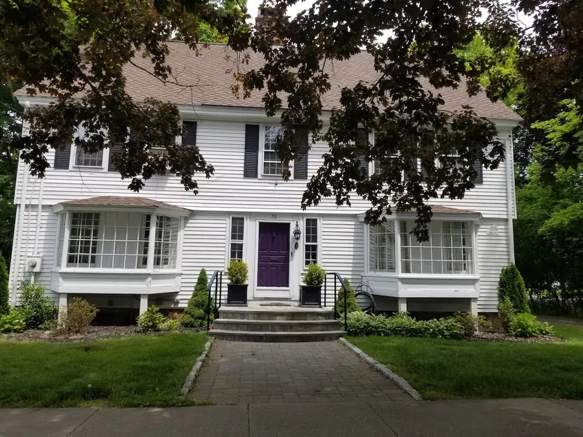 Enjoy a taste of New England in Historic Guilford Ct - Image 1