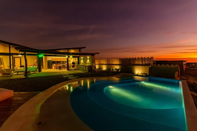Villa with an Infinity Pool - Image 1