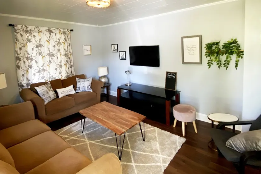 David's Place, cozy 3 bd 2ba, in a private area. - Image 1