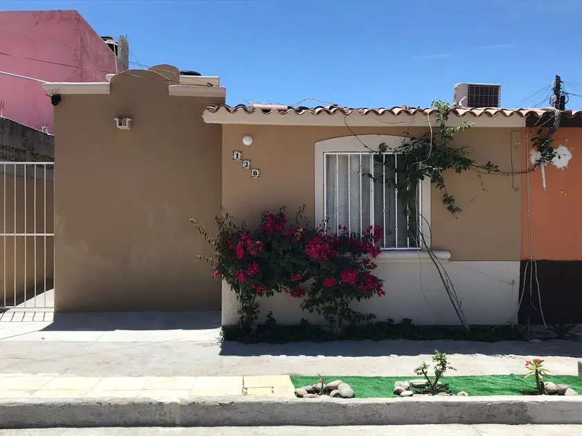 Casa de D'Lory - Image 1