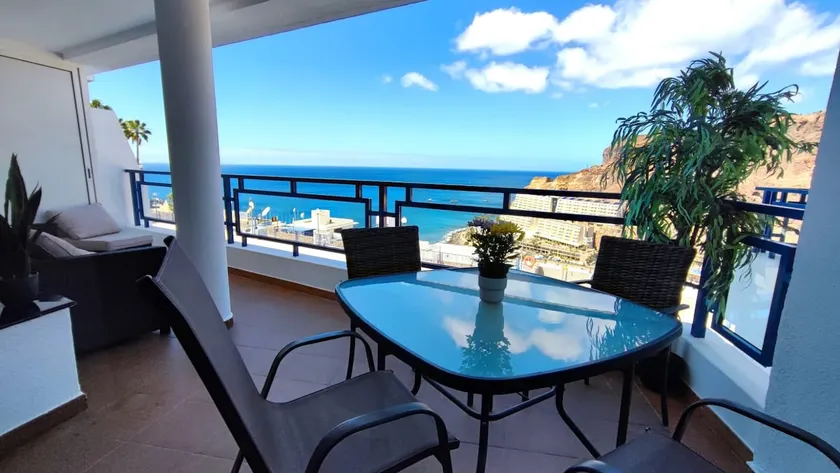 Lovely flat with a stunning ocean view terrace - Image 1