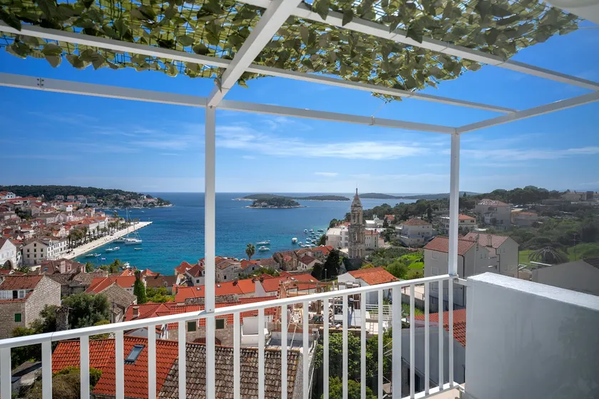Bucket List - ZF Hvar - Image 1