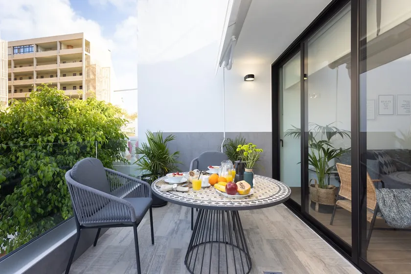 Sunnyland Bungalow Playa Americas - Image 1
