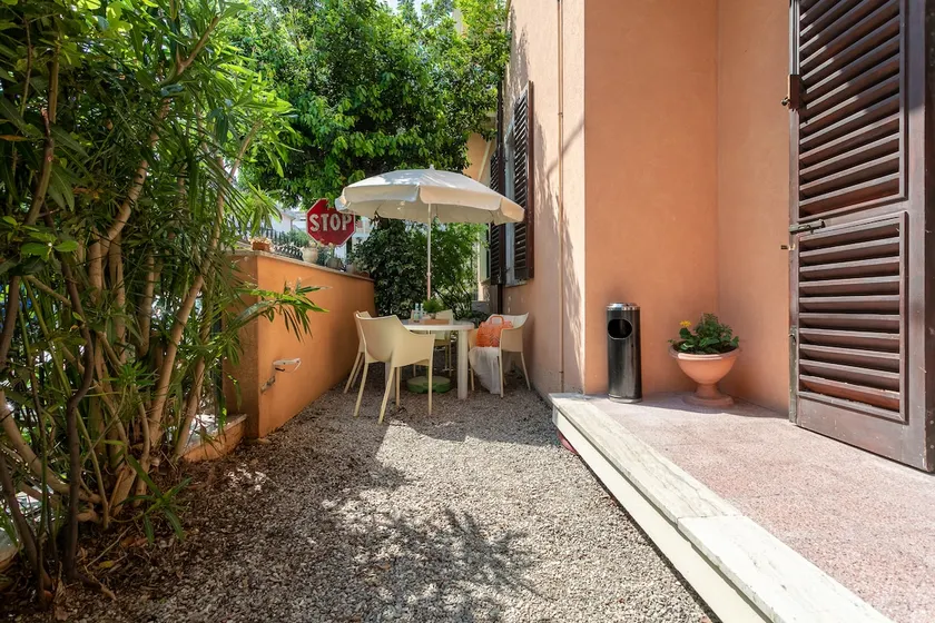 Orange Three-Room Apartment 2- Premium Villas - Image 1