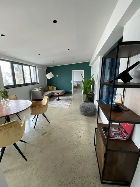 Apartment with a special view - Image 1