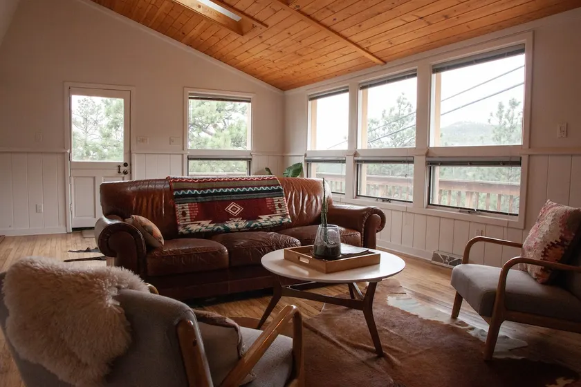 Magnolia Mountain Getaway - Image 1