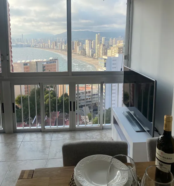 Spectacular views! Wi-Fi, parking, 2 bedrooms, ideal! - Image 1