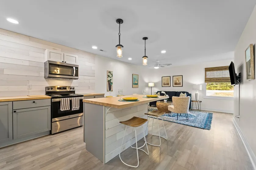 Luxury 2 bedroom suite, Cloud Break - Image 1