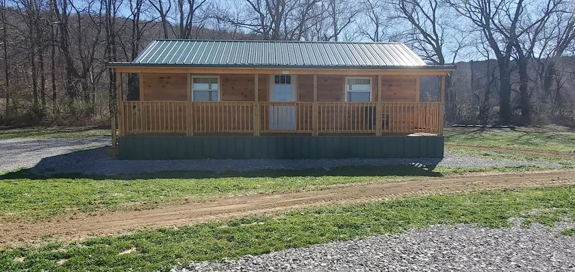 JACS COUNTRY CABINS SHAWNEE 2 - Image 1