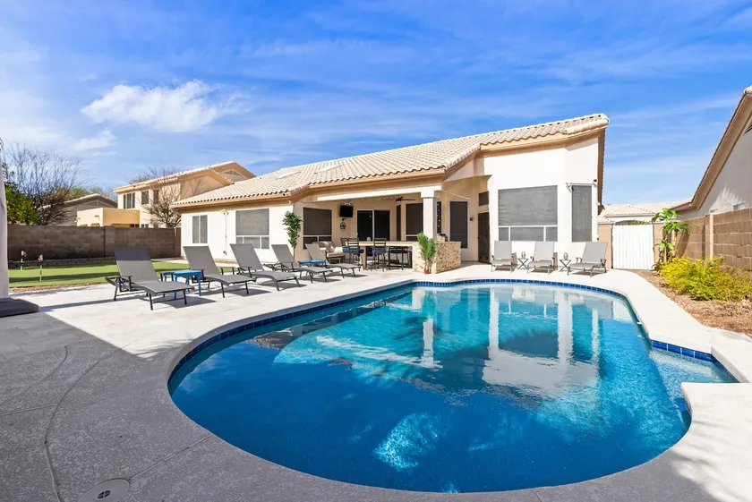 Stylish Phoenix Sanctuary w/ Outdoor Oasis, 5 bedr - Image 1