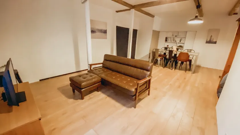 Entire house for rent/right by the beach/10 minutes by car to Shiokazaki Onsen and Marine World! - Image 1