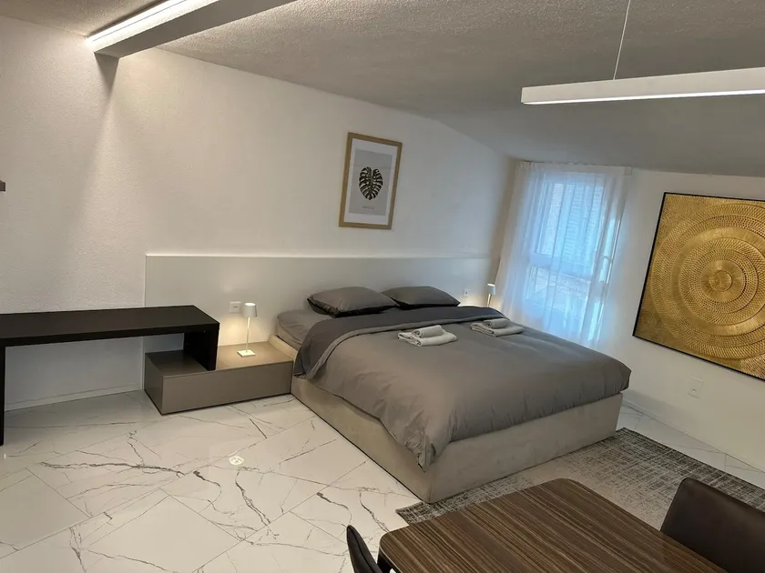 Taleda Apartments - Penthouse - Image 1
