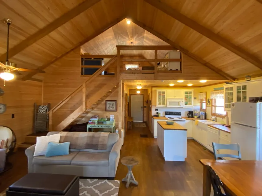 Cozy Cabin in the Woods - Image 1