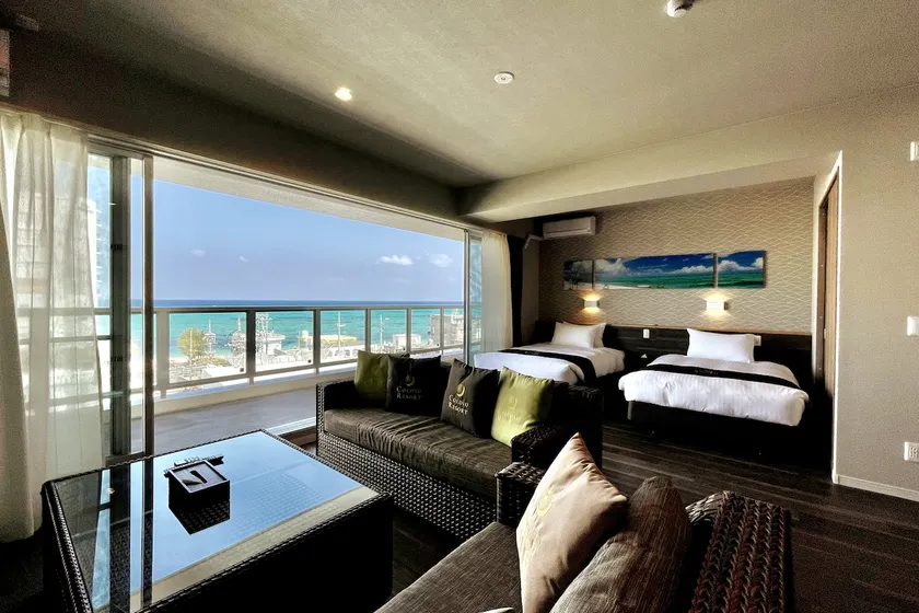 Coral Palace, Deluxe Suite Sea View - Image 1