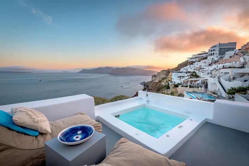 Amazing View Villa Oia with Jacuzzi - Image 1