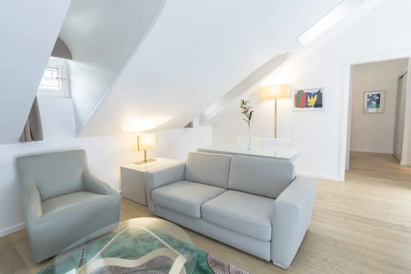 Two-Bedroom Apartment - Air-conditioned - 100 sqm - Image 1