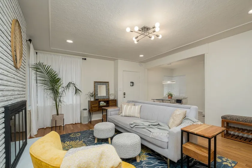 Modern Northwest Charmer - Image 1