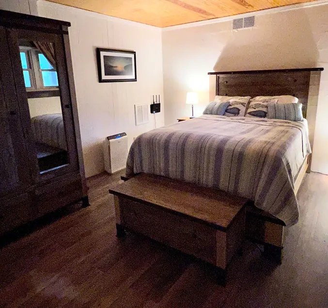 Secluded, 1BR/1BA, Apartment with Kitchenette - Image 1