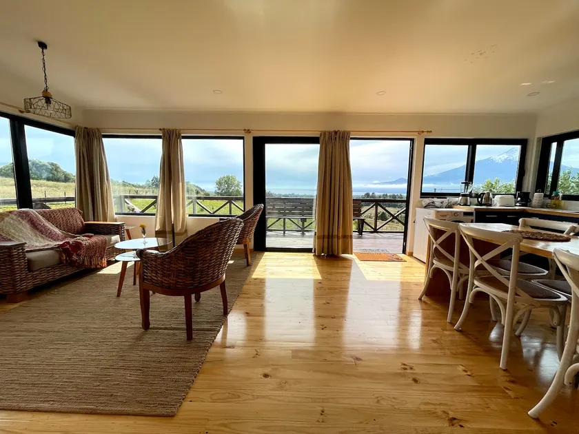 New cabin with amazing lake and volcano views - Image 1