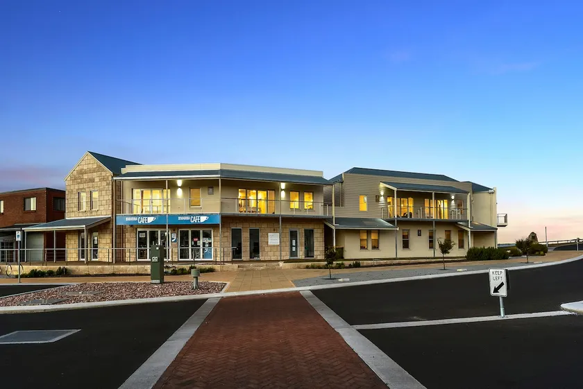 Robe Marina Accommodation - Image 1