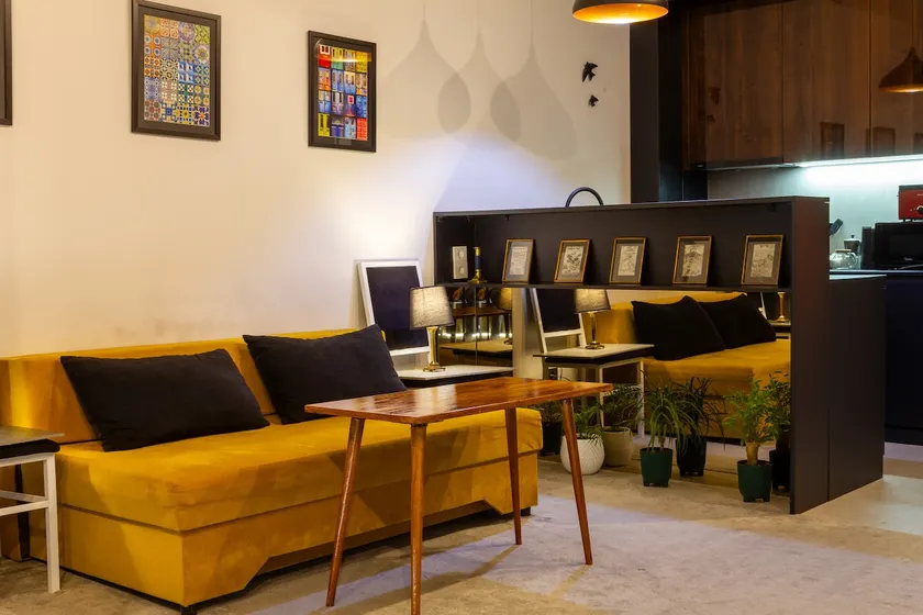 9th floor Stylish apartment with MountainVista - Image 1