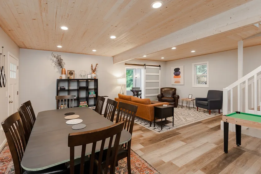 Hood Canal Getaway Cabin - Image 1