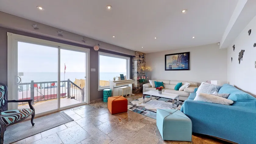 The Waterfront Oasis – Views, Firepit & Hot Tub - Image 1