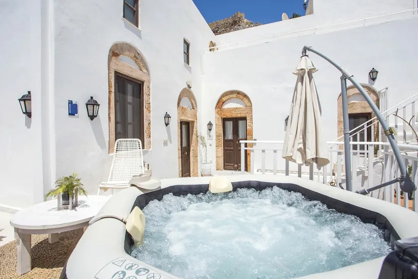 Heritage Luxury Suites - Enigma - Image 1