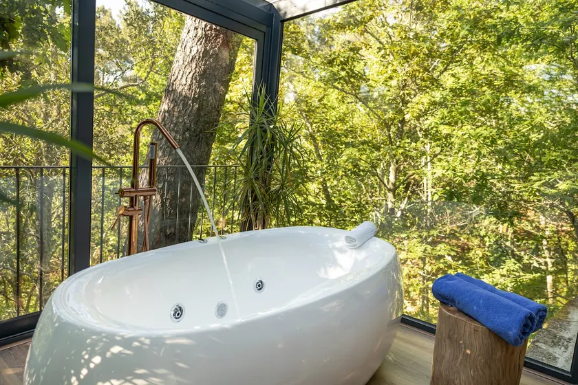 House with jacuzzi and forest view - Peso Village - Image 1