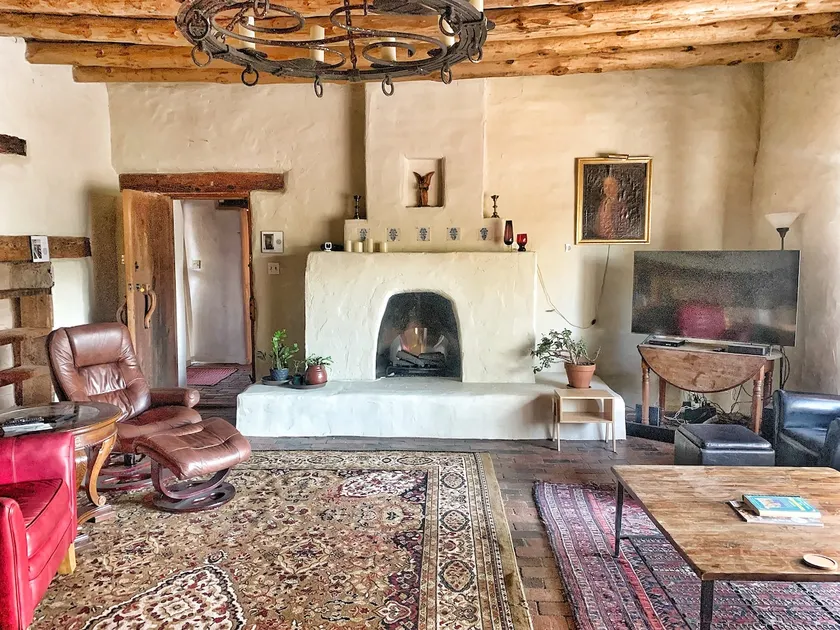 Peaceful artisan adobe with view of the Sandias - Image 1