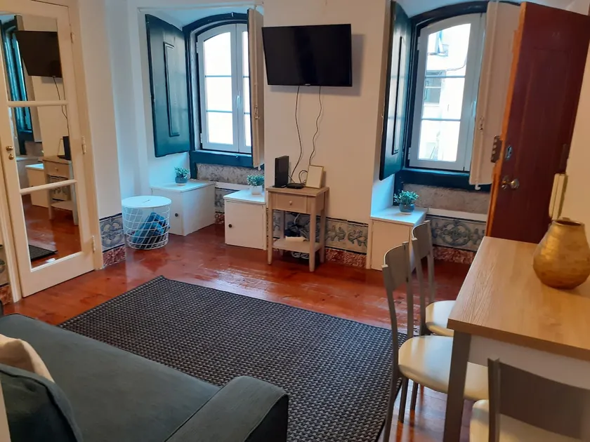 Cozy Estrela Apartment - Image 1