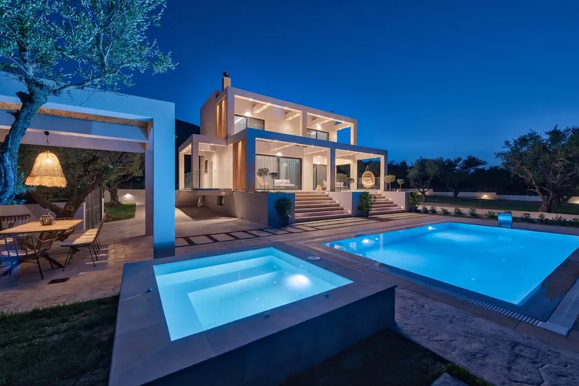Delight Luxury Villa - Contemporary Elegance & Tranquility, by ZanteWize - Image 1