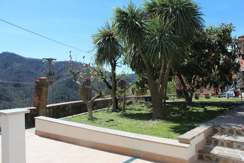 apartment in a small village surrounded by greenery - Image 1