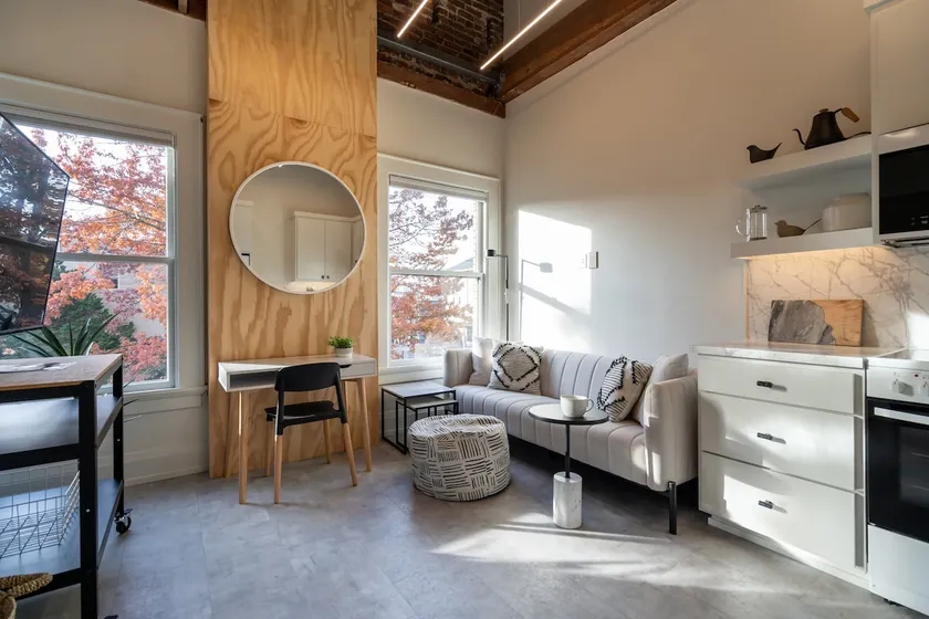 Nordic Loft in Market District Near UO & Nightlife - Image 1